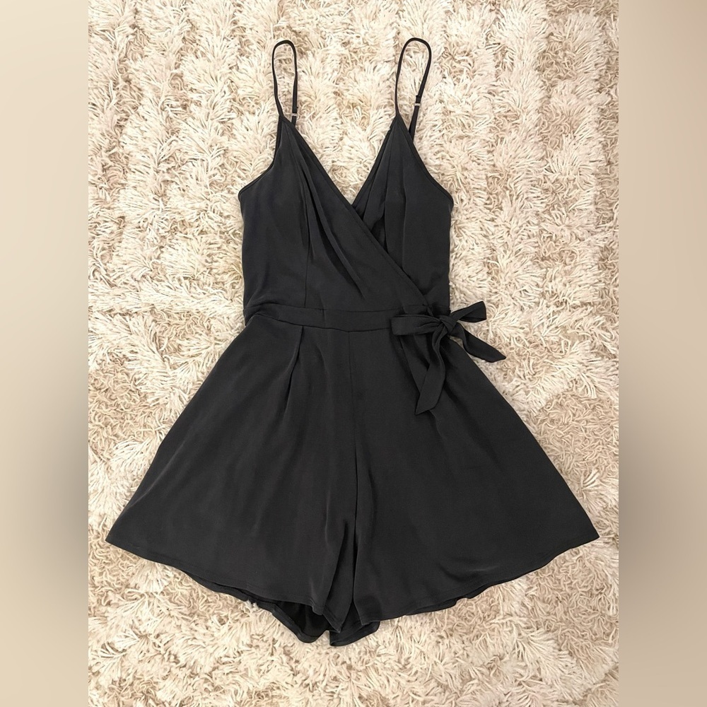 Abercrombie & Fitch Romper Size XS Dark Gray